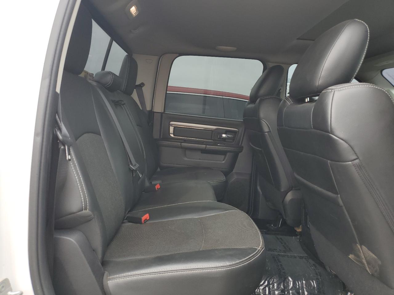 2014 RAM 1500 - Image 10