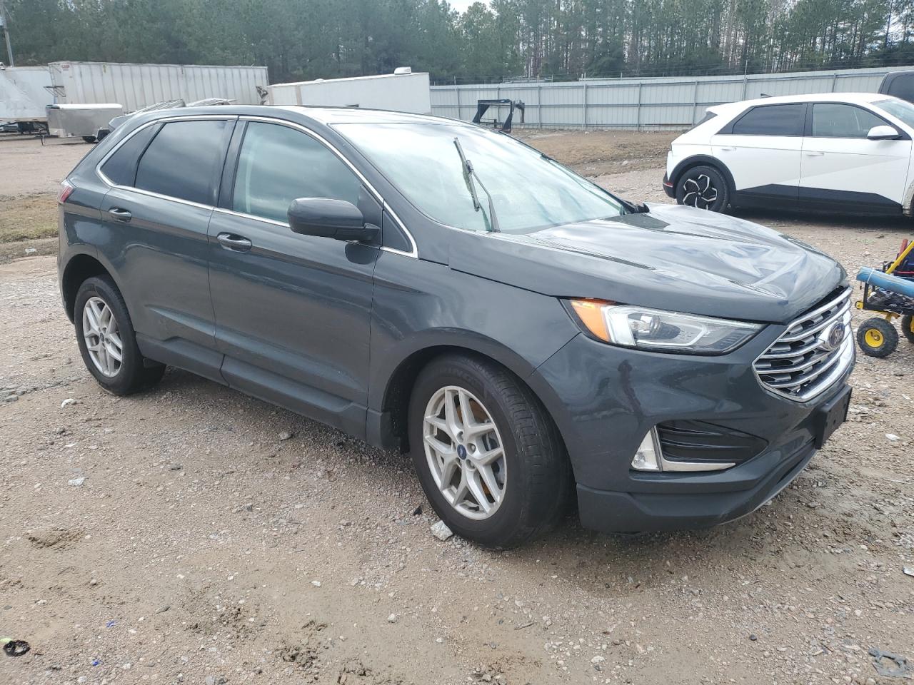 2021 Ford Edge - Image 4