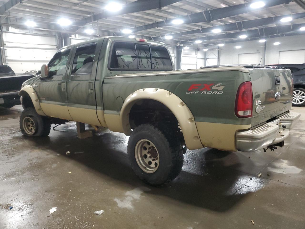 2004 Ford F350 - Image 2