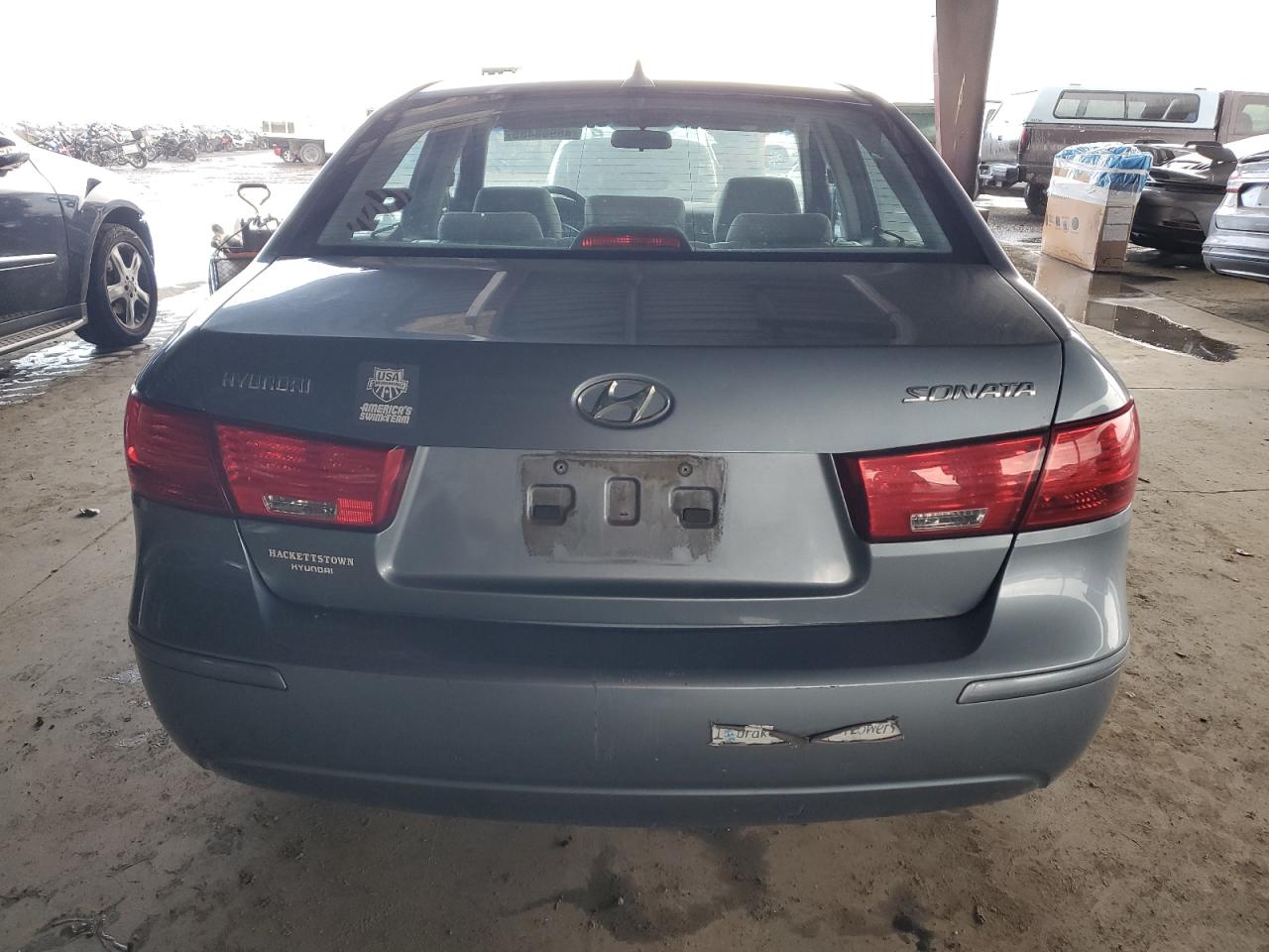 2010 Hyundai Sonata - Image 6