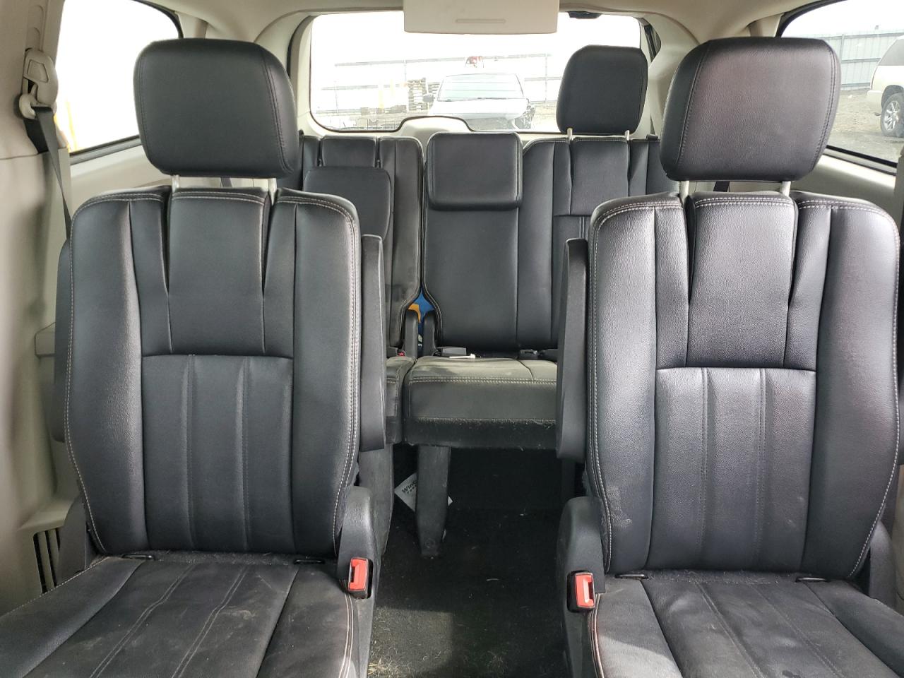 2016 Chrysler Town & Country Touring VIN: 2C4RC1BGXGR279889 Lot: 48820885