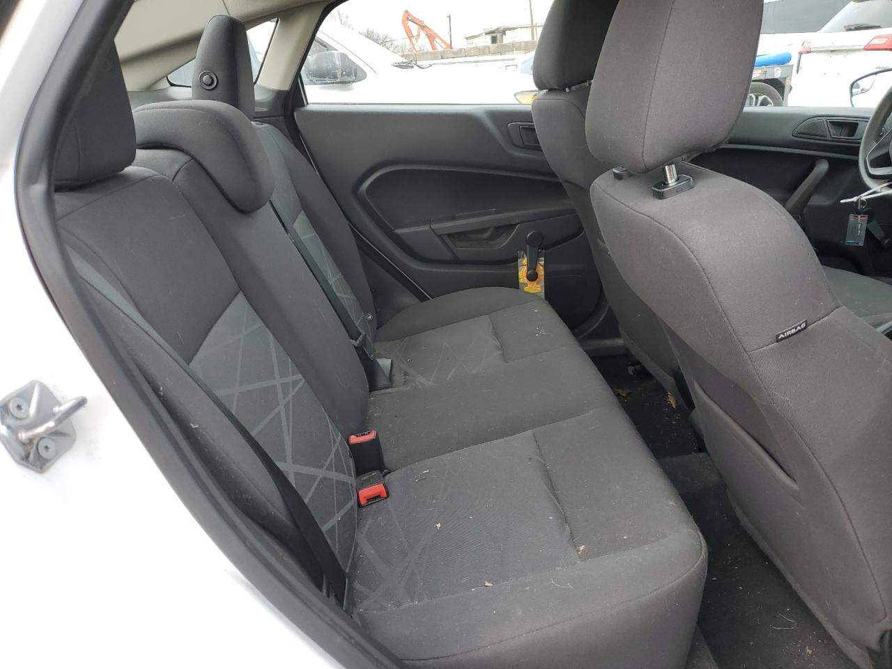 2015 Ford Fiesta - Image 10