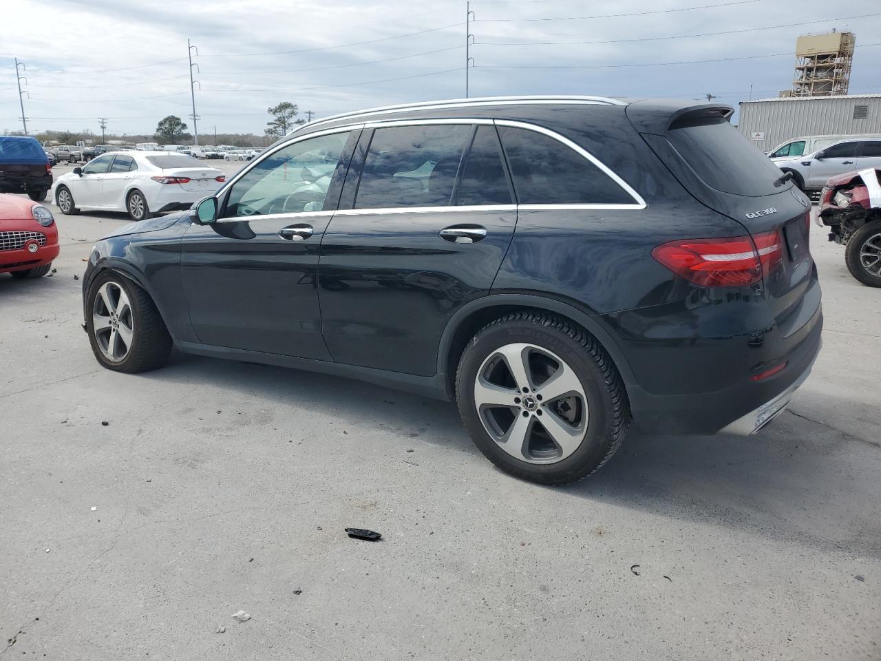 2019 Mercedes-Benz GLC - Image 2