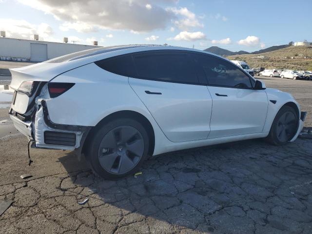  TESLA MODEL 3 2023 Biały