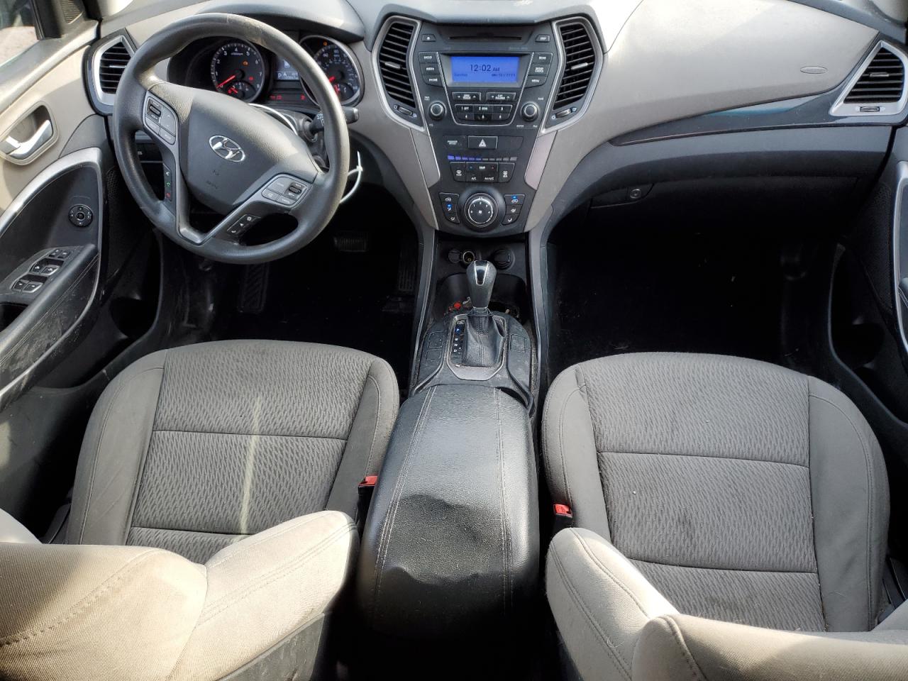 2015 Hyundai Santa Fe - Image 8