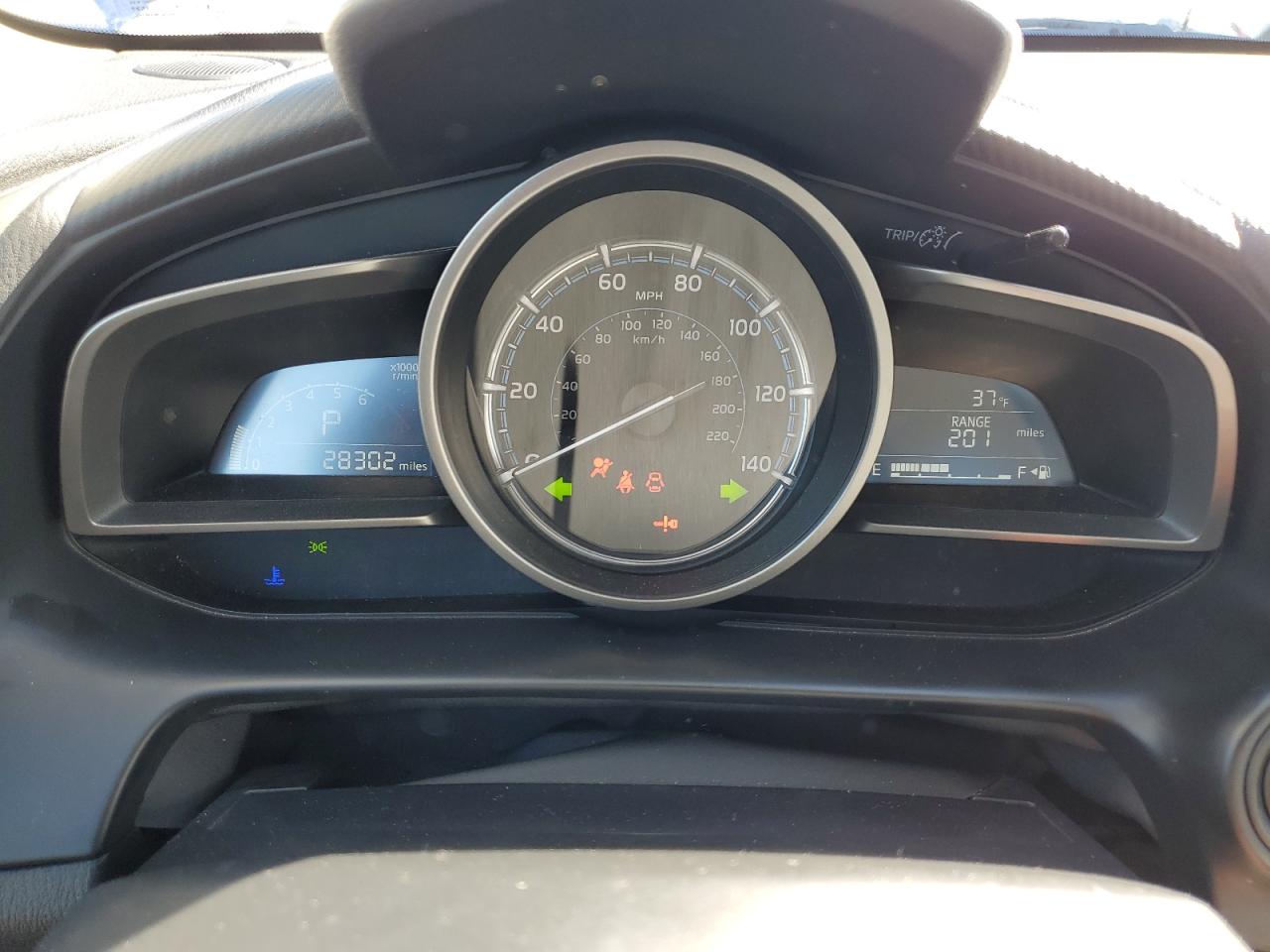 2019 Toyota Yaris - Image 9