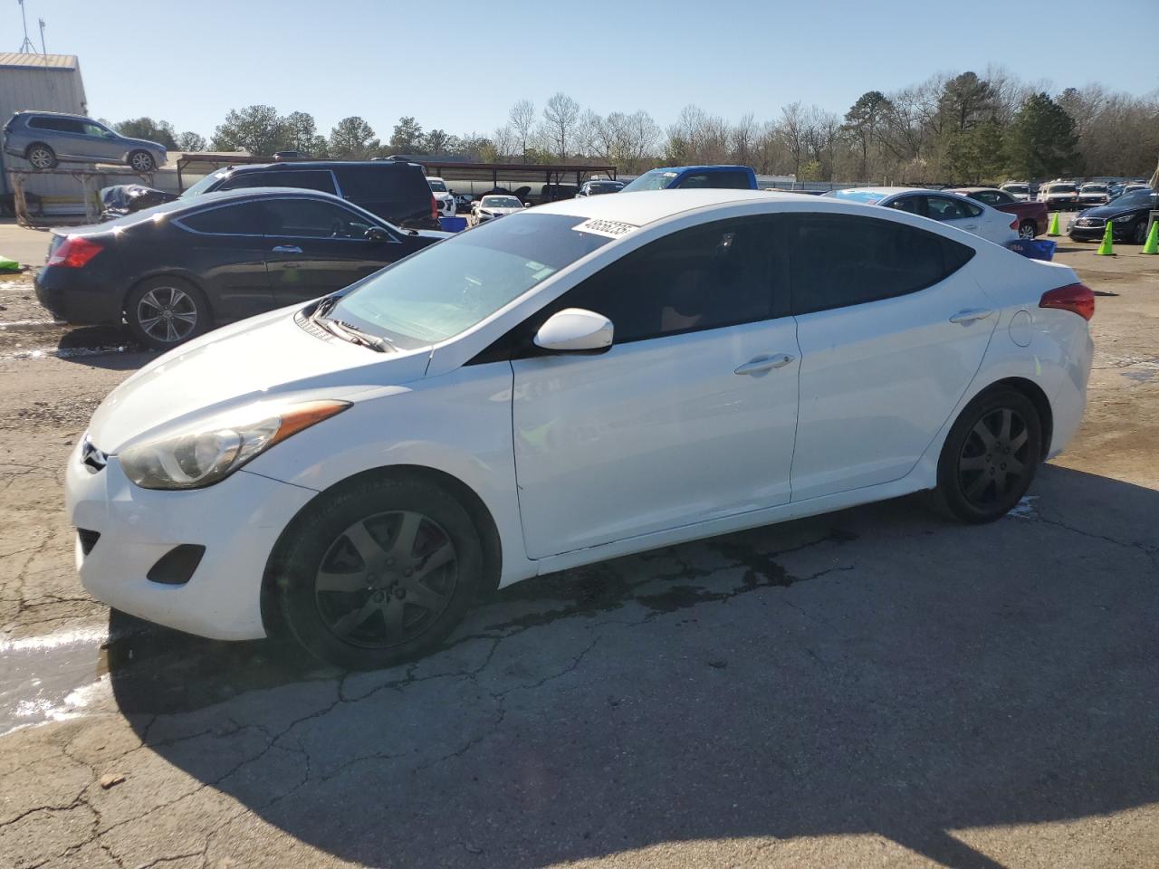 2013 Hyundai Elantra - Image 1