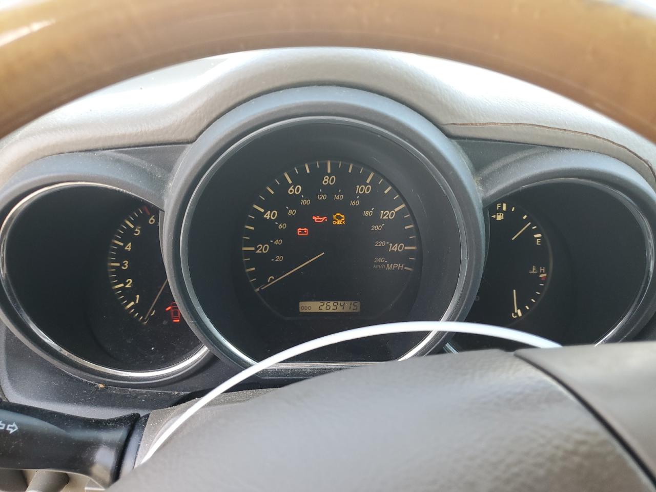 2004 Lexus RX - Image 9
