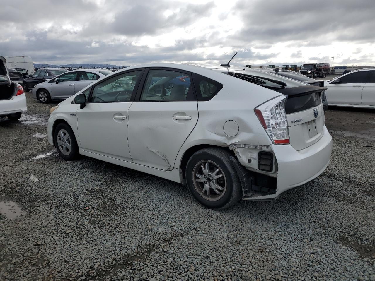 2010 Toyota Prius - Image 2