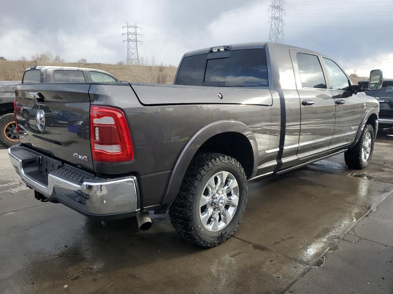 2022 RAM 3500 - Image 3