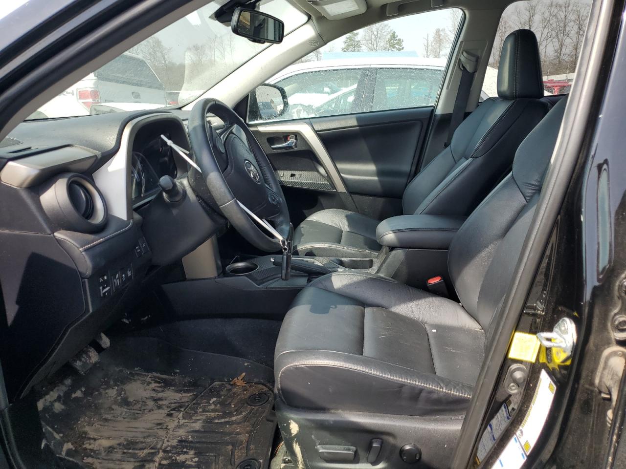2015 Toyota RAV 4 - Image 7