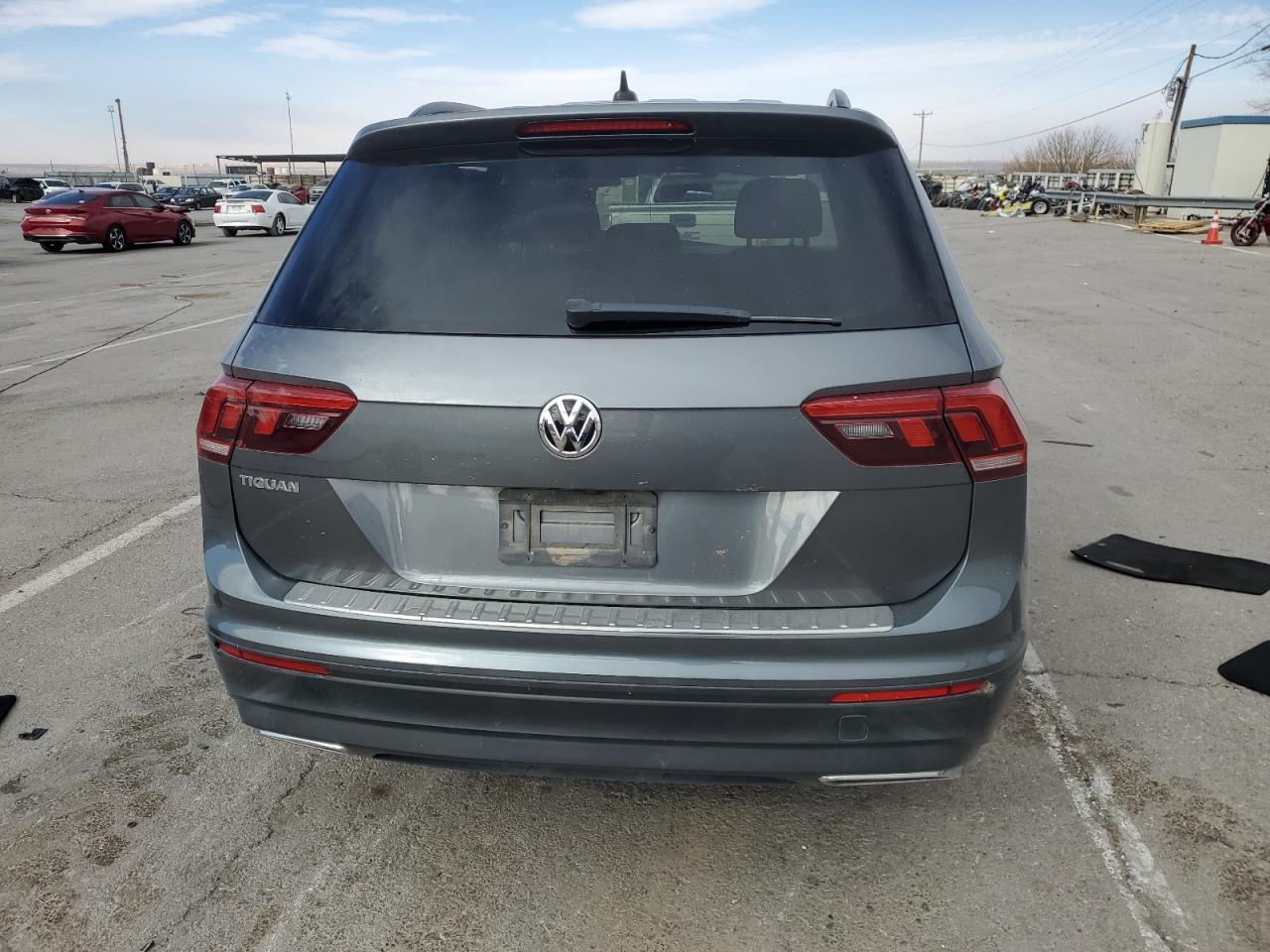 2020 Volkswagen Tiguan - Image 6
