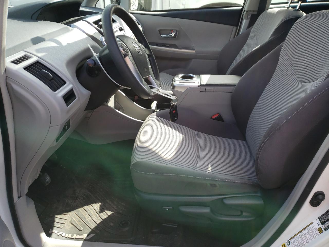 2015 Toyota Prius - Image 7