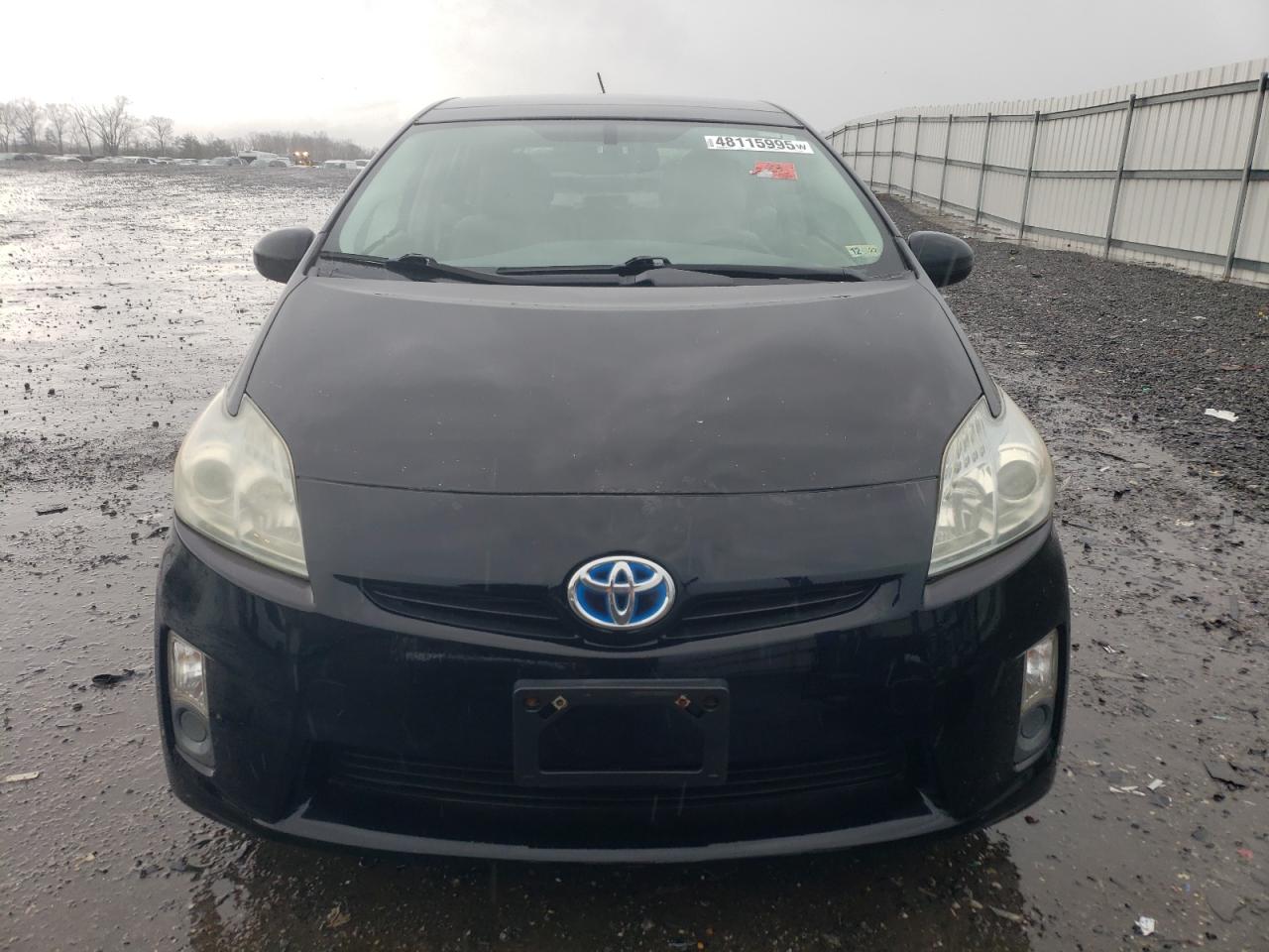 2011 Toyota Prius - Image 5