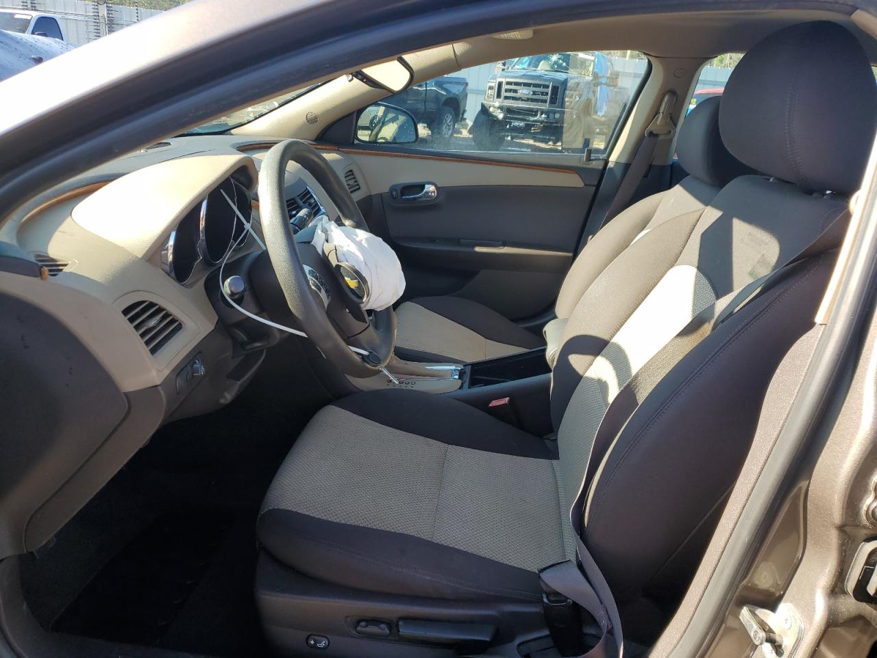 2011 Chevrolet Malibu - Image 7