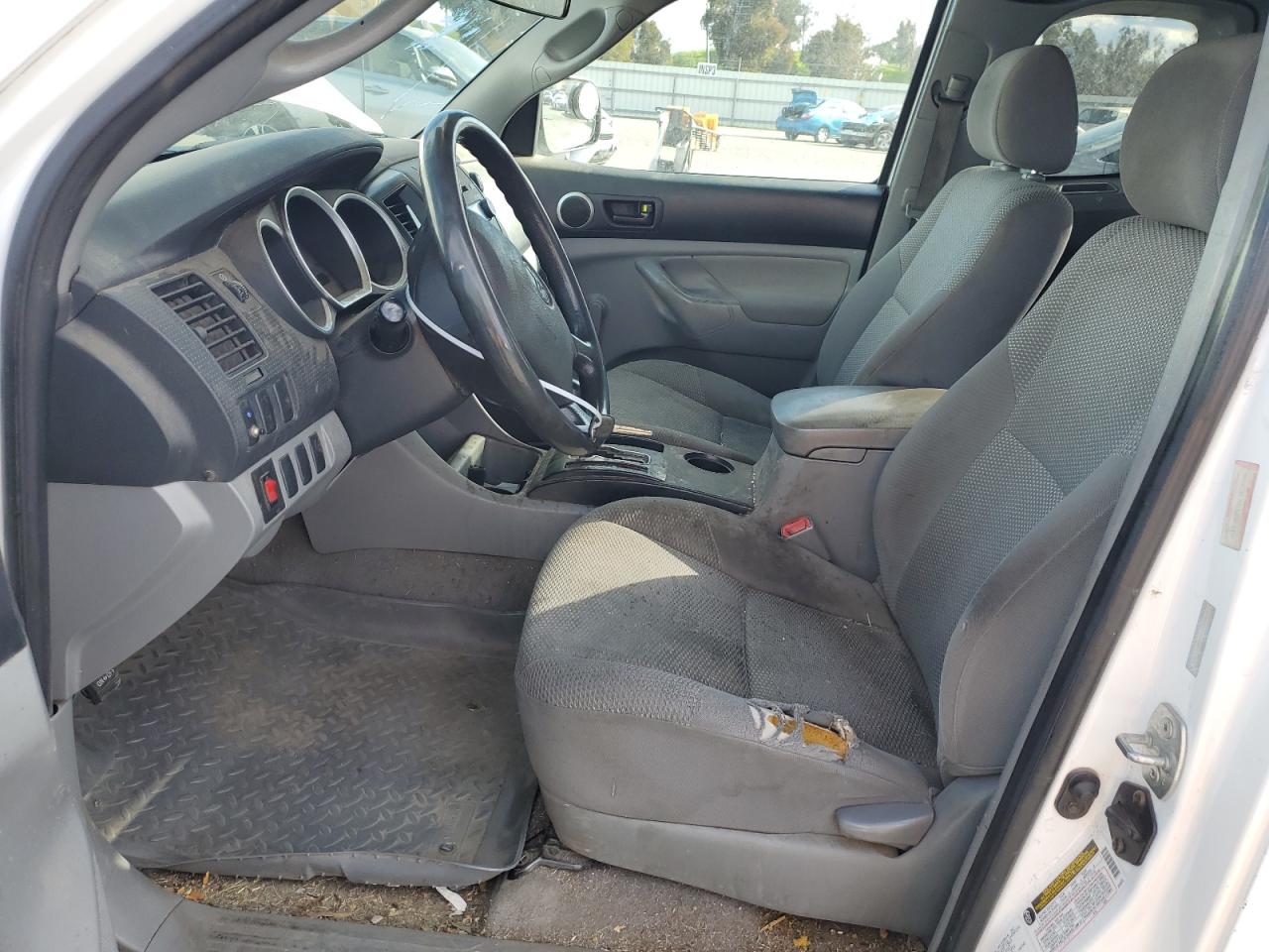 2005 Toyota Tacoma - Image 7