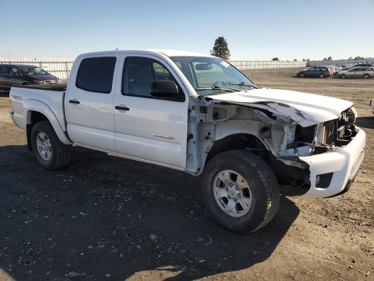 2012 Toyota Tacoma - Image 4