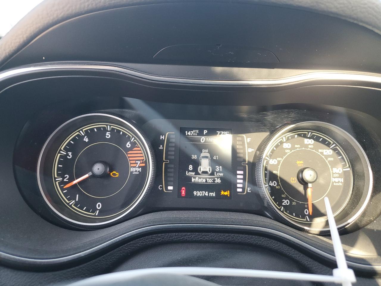2021 Jeep Grand Cherokee - Image 9