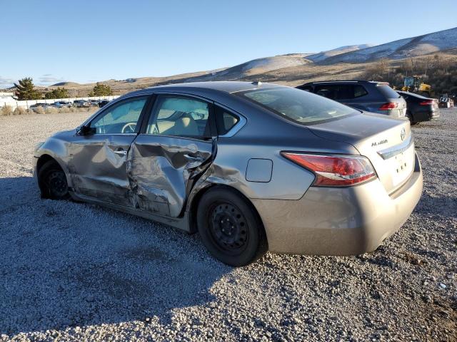 Sedans NISSAN ALTIMA 2015 Gold