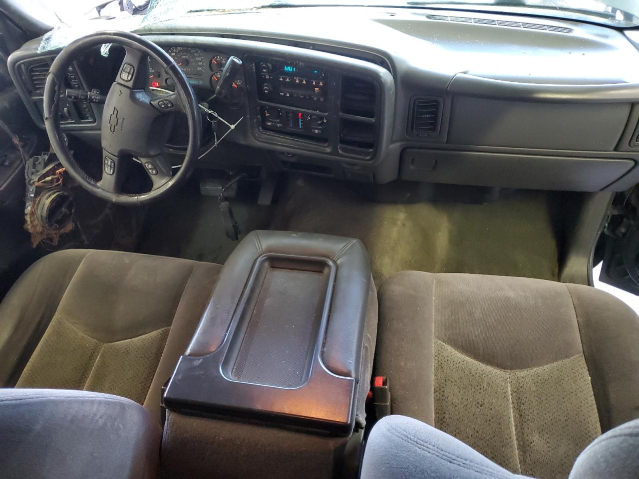 2006 Chevrolet Silverado - Image 8