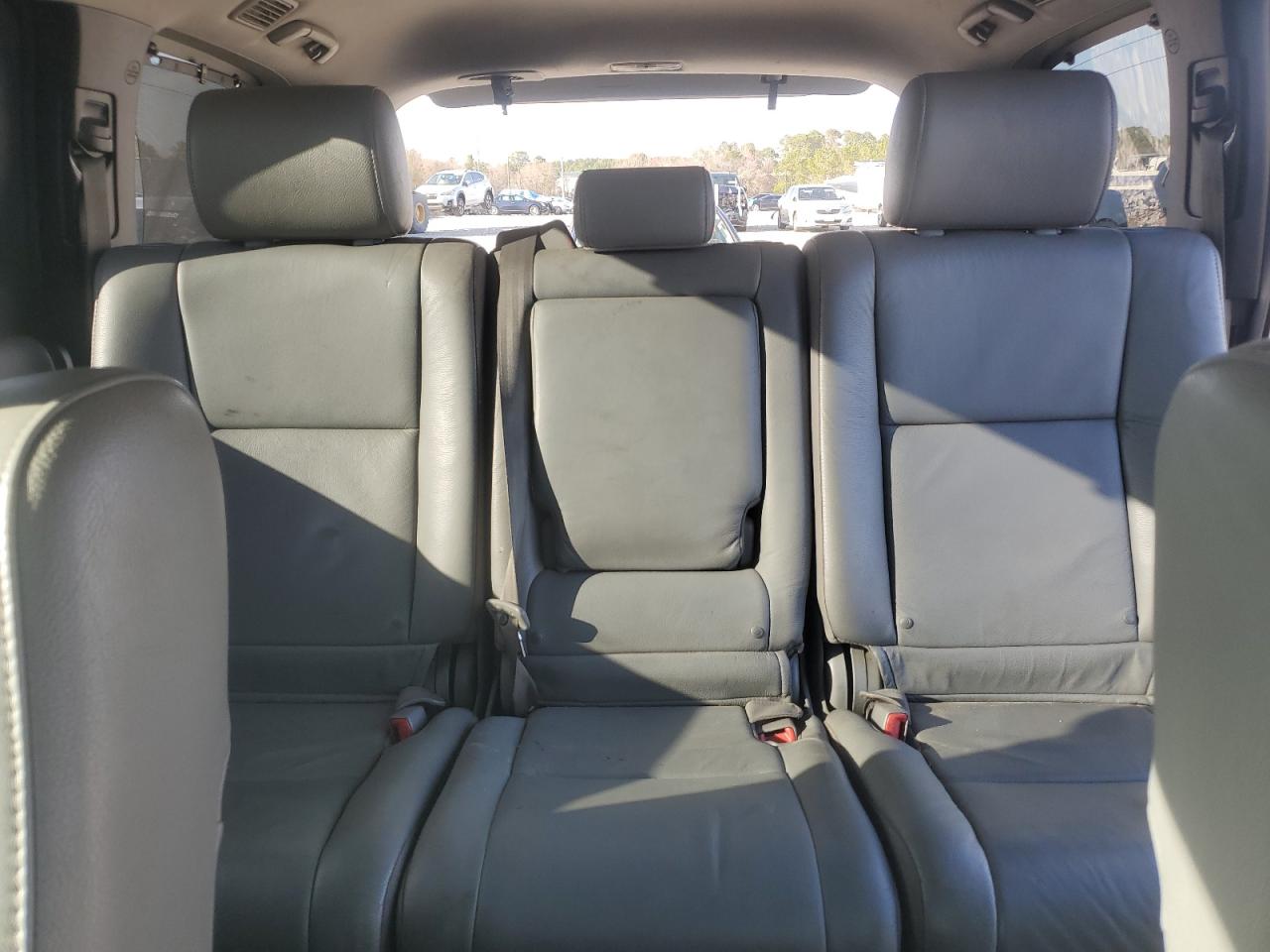 2012 Toyota Sequoia - Image 10