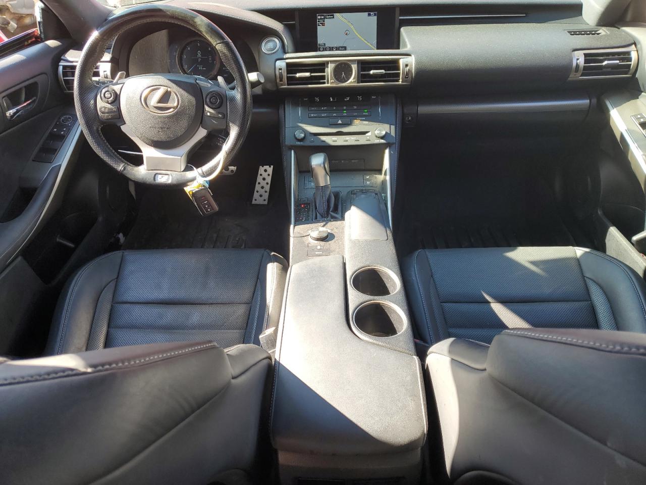 2016 Lexus IS - Image 8