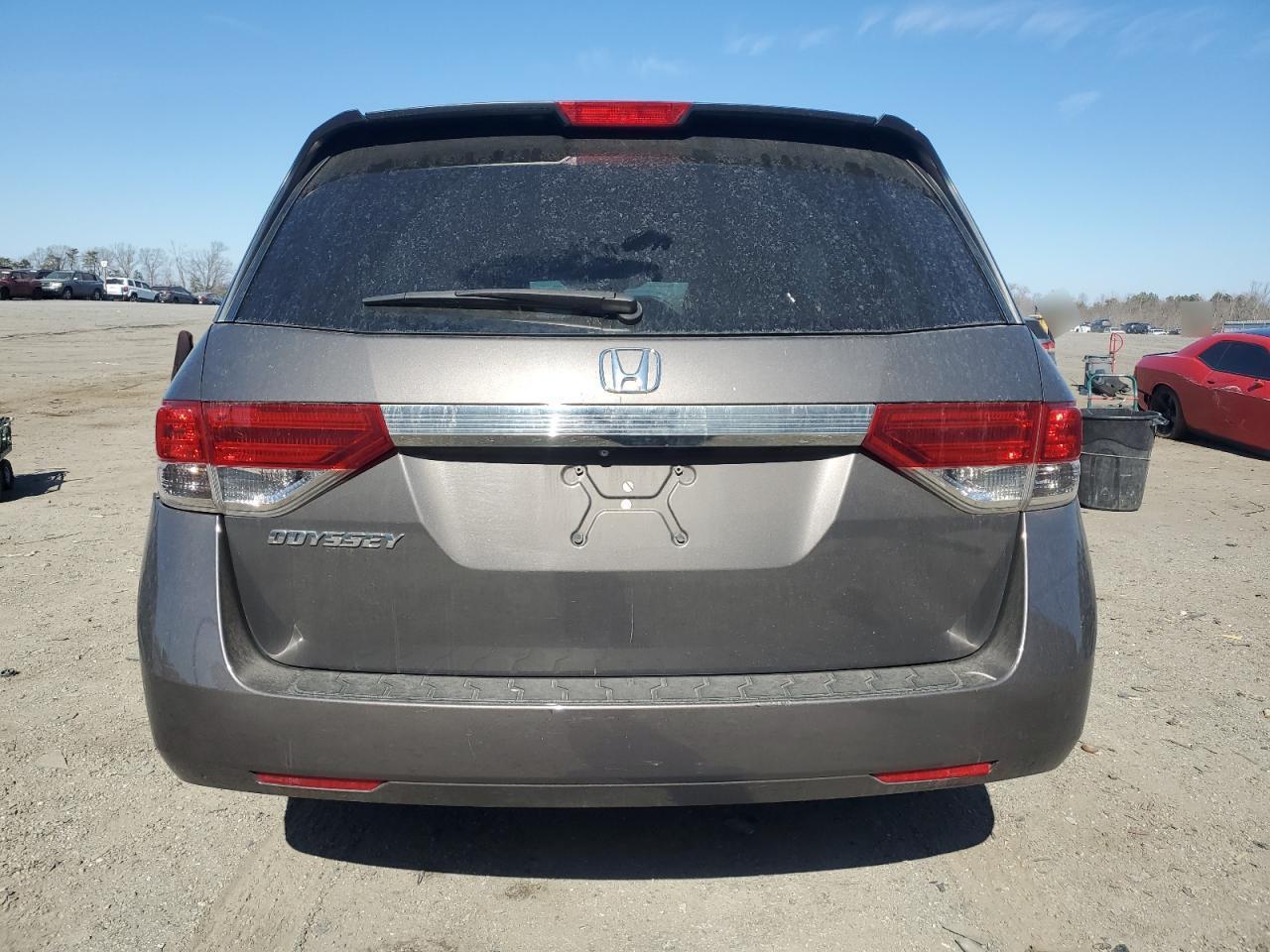 2015 Honda Odyssey - Image 6