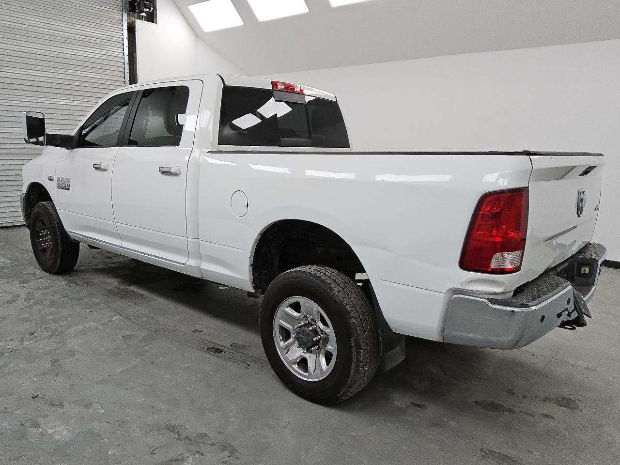 2015 RAM 2500 - Image 2