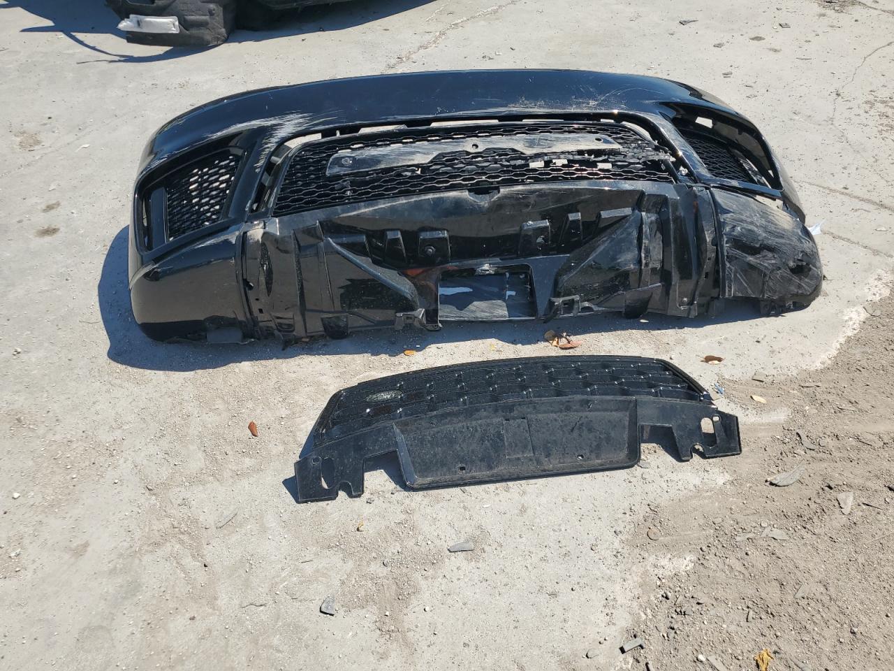 2021 Land Rover Range Rover - Image 15