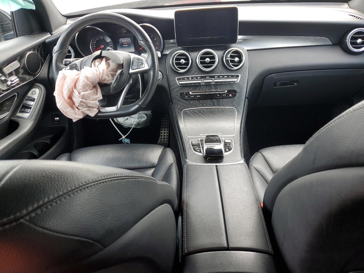 2018 Mercedes-Benz GLC - Image 8