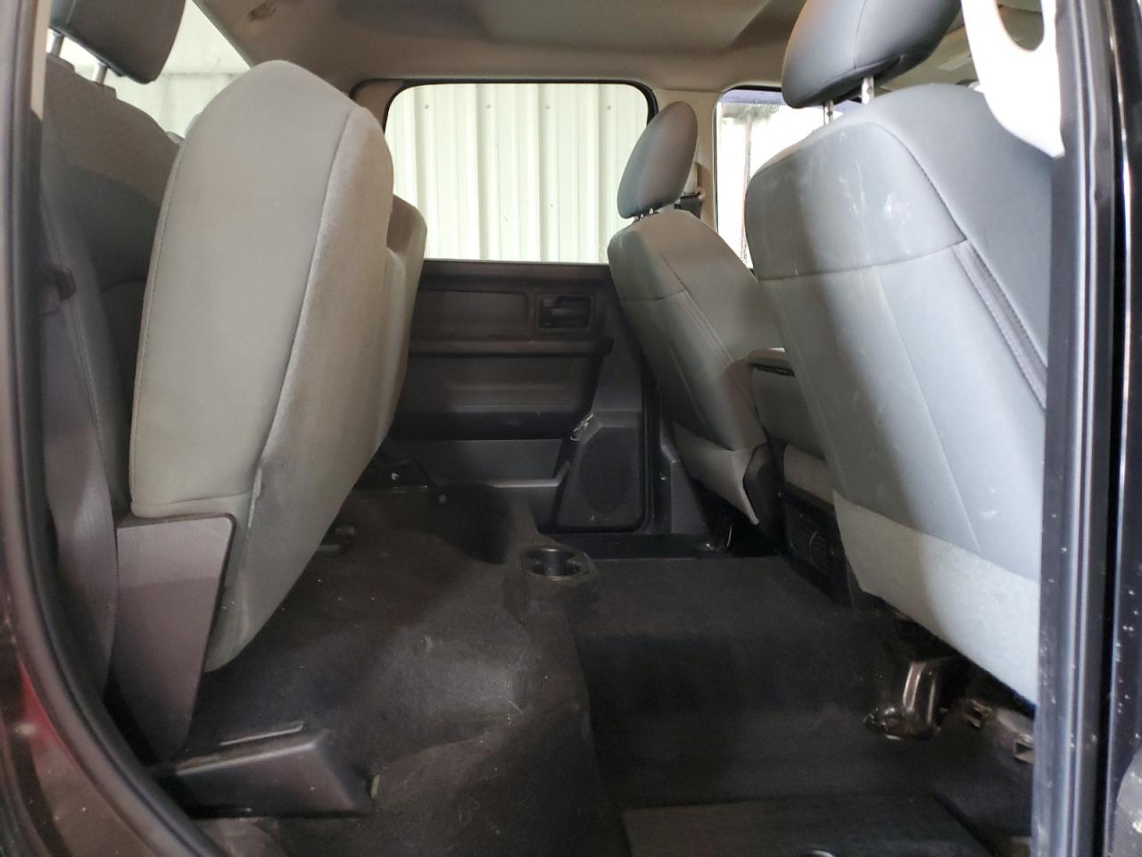 2016 RAM 1500 - Image 10