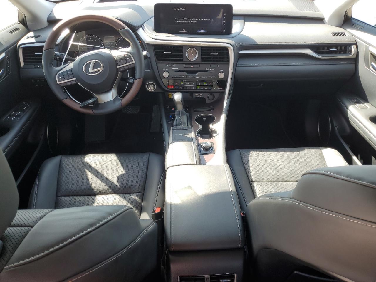 2022 Lexus RX - Image 8