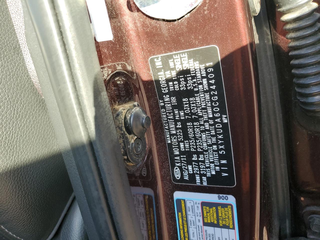 2012 Kia Sorento - Image 13