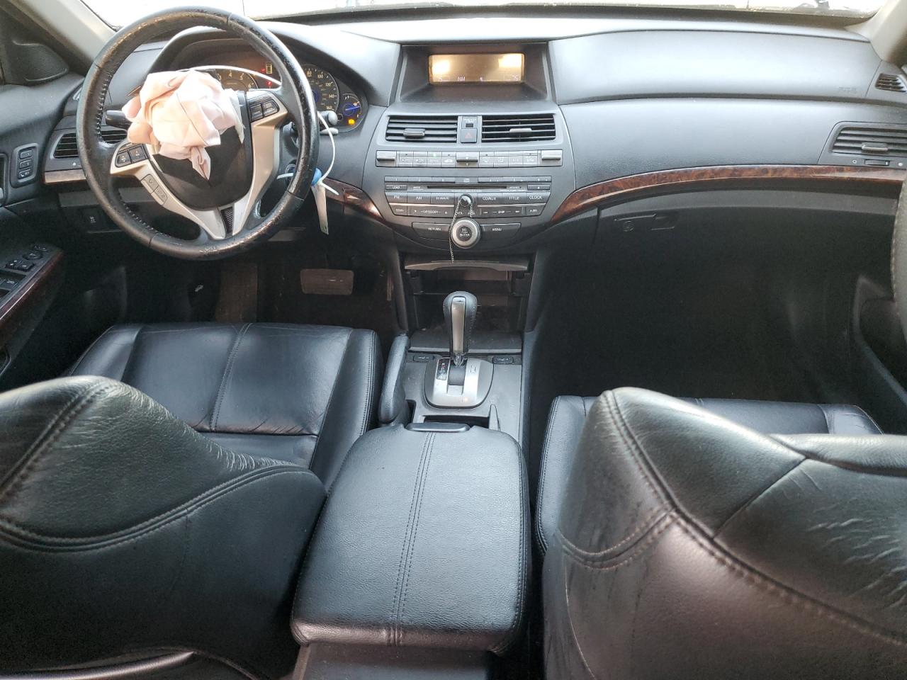 2010 Honda Accord - Image 8