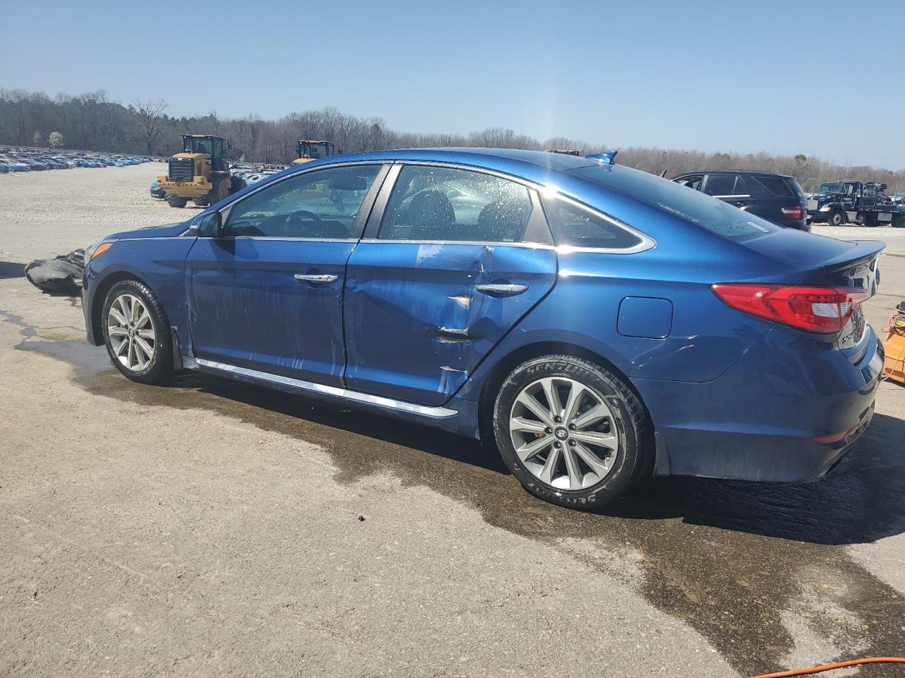 2017 Hyundai Sonata - Image 2