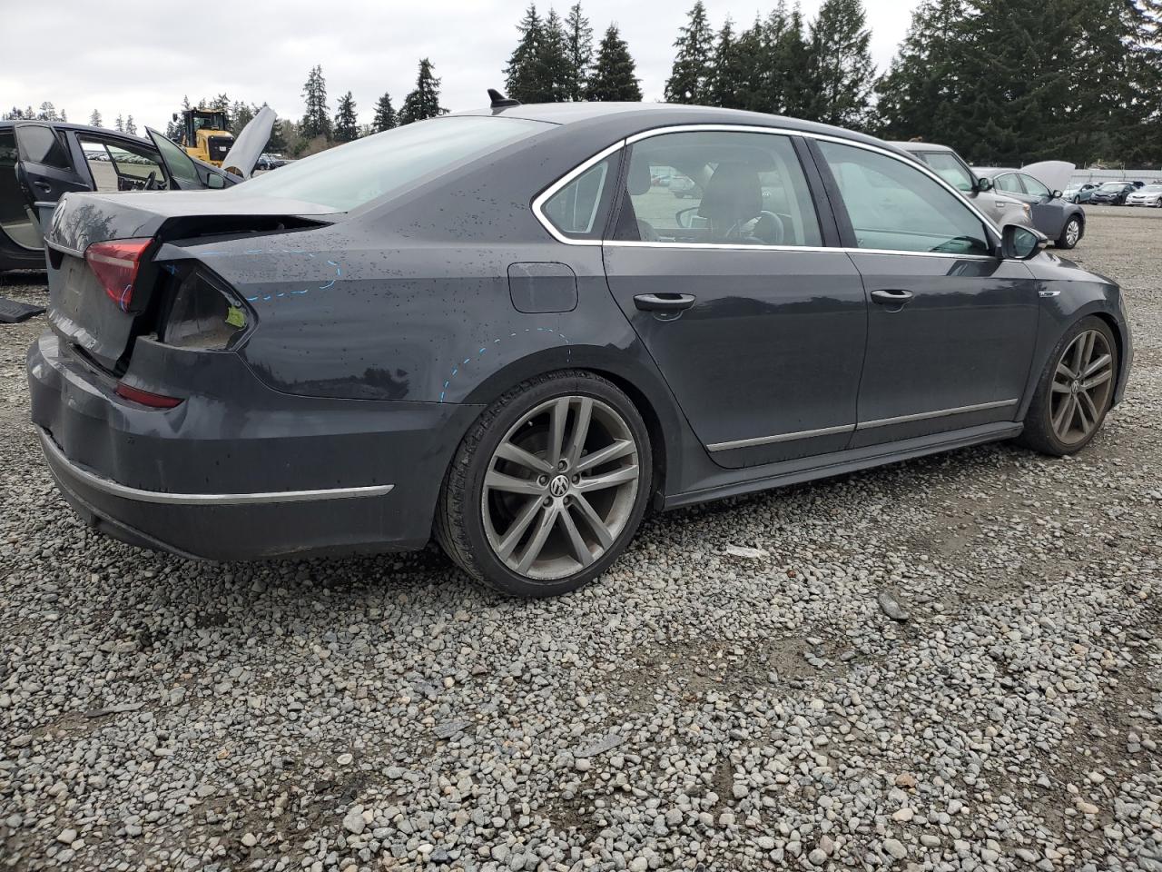 2017 Volkswagen Passat - Image 3