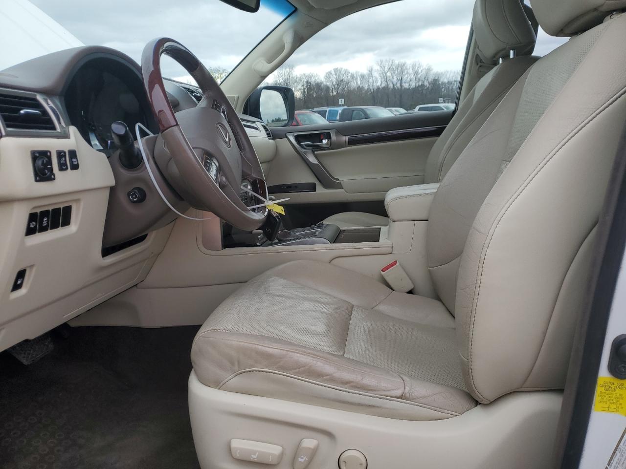 2014 Lexus GX - Image 7