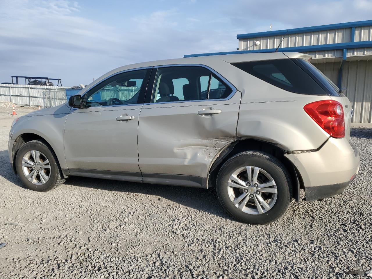 2012 Chevrolet Equinox - Image 2