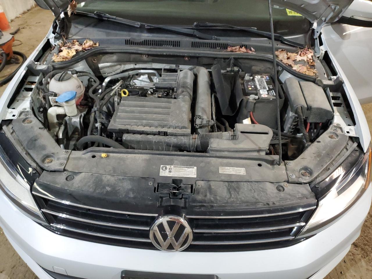 2017 Volkswagen Jetta - Image 11