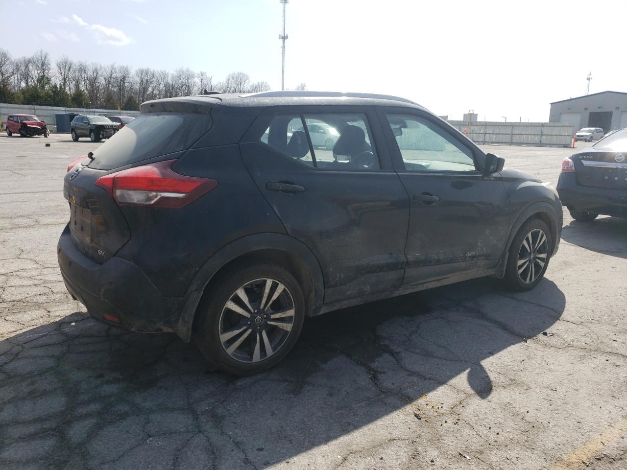 2020 Nissan Kicks - Image 3