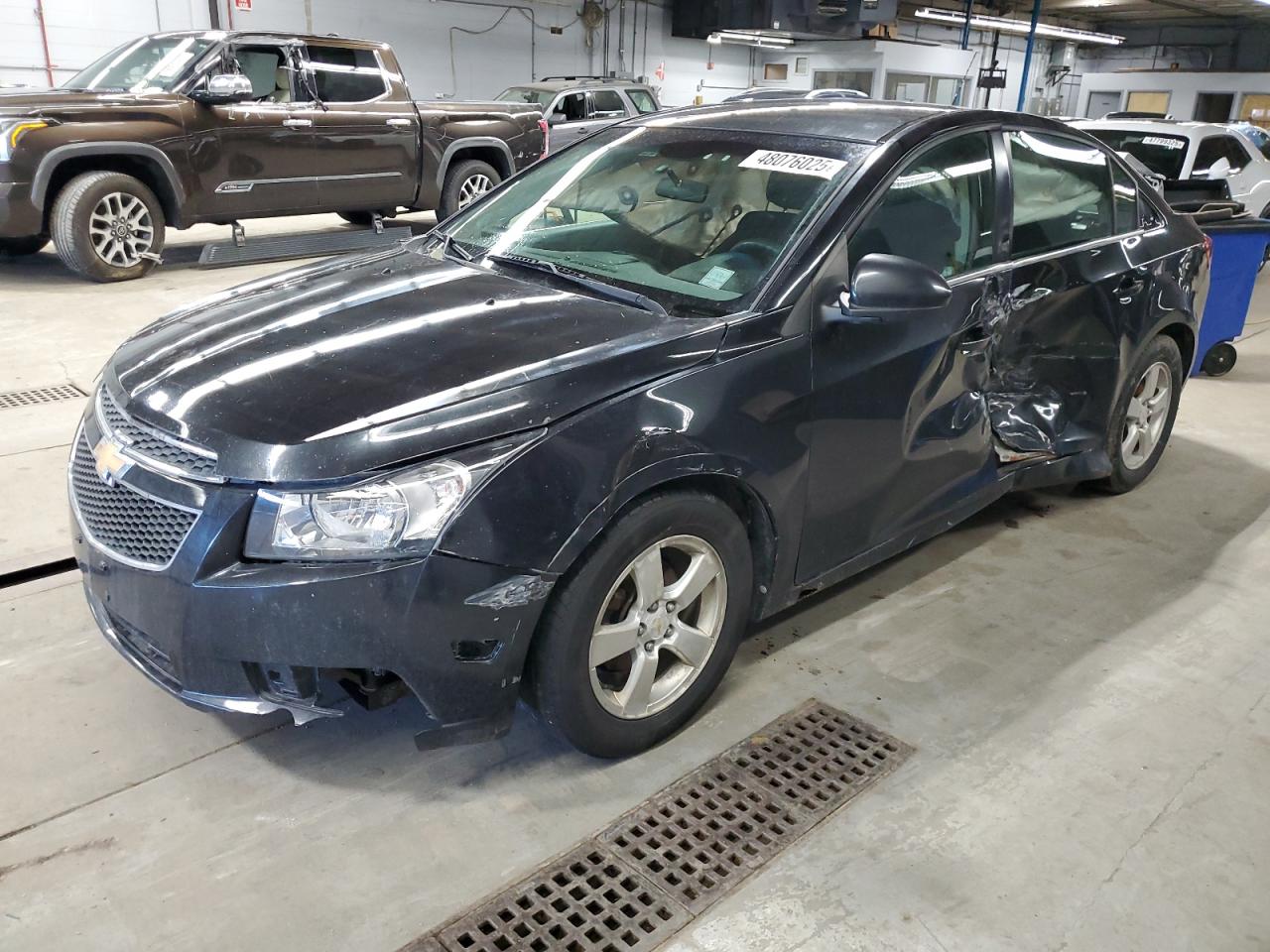 2012 Chevrolet Cruze Lt for Sale in Wheeling, IL - Side