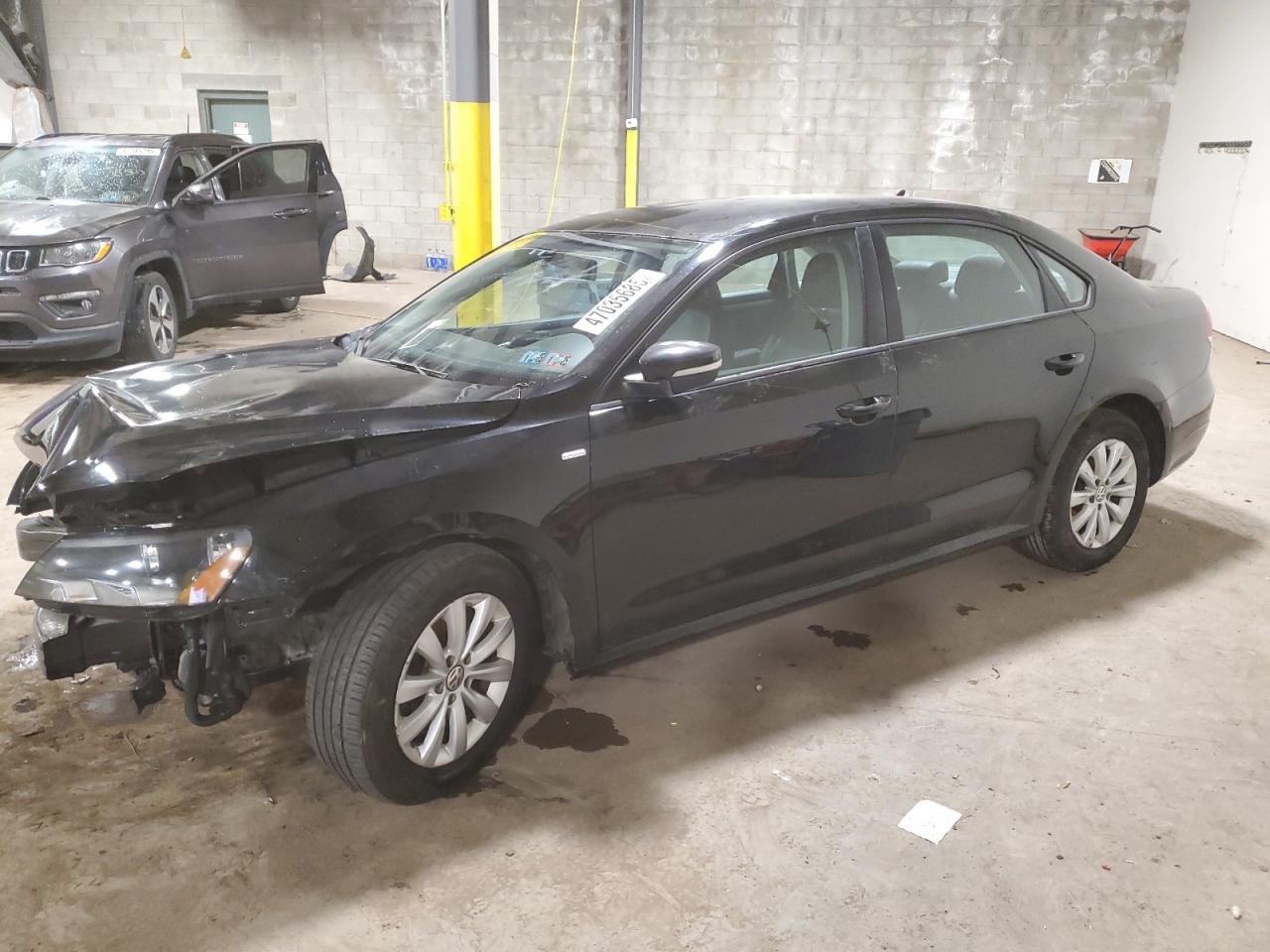 2015 Volkswagen Passat - Image 1