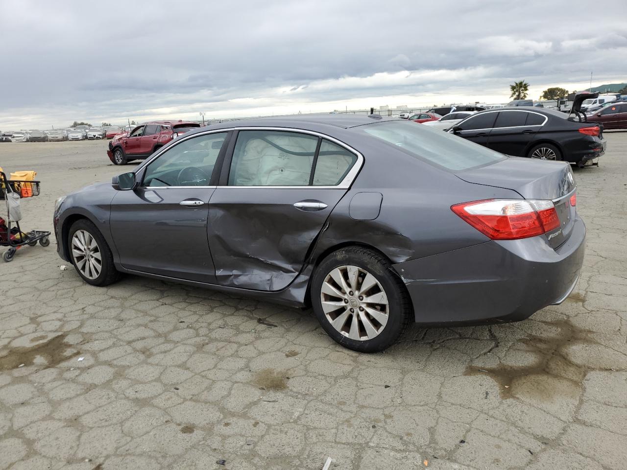 2013 Honda Accord - Image 2