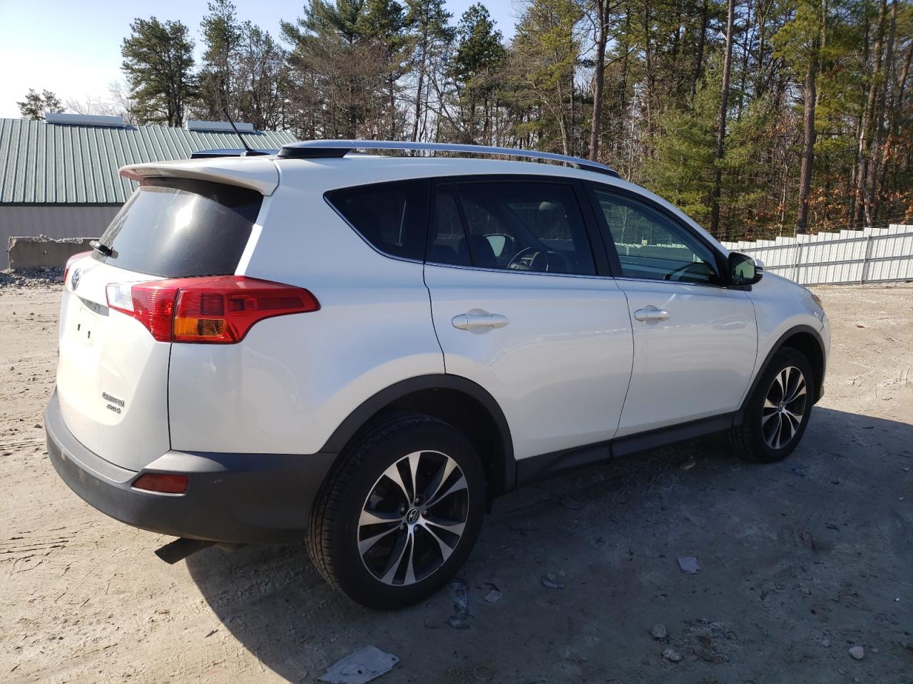 2015 Toyota RAV 4 - Image 3