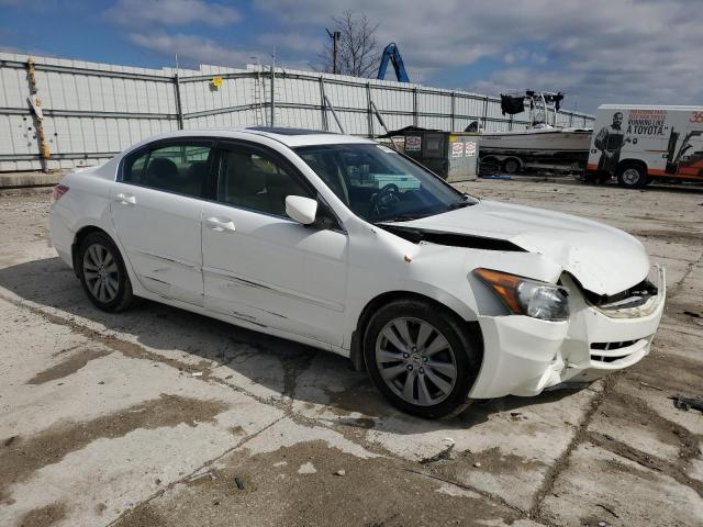 Седаны HONDA ACCORD 2012 Белы