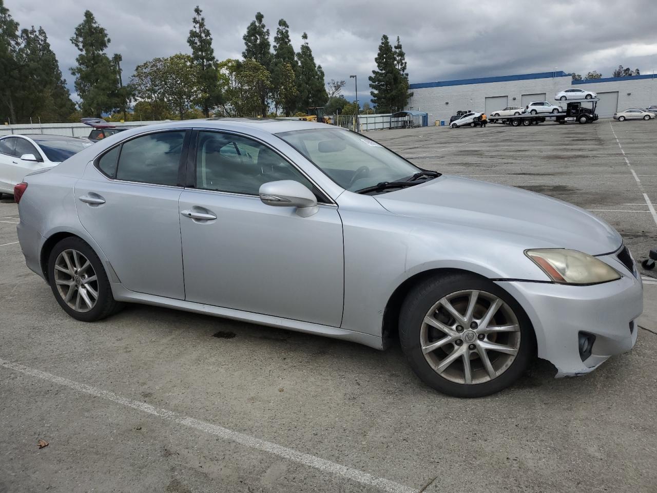 2012 Lexus IS - Image 4