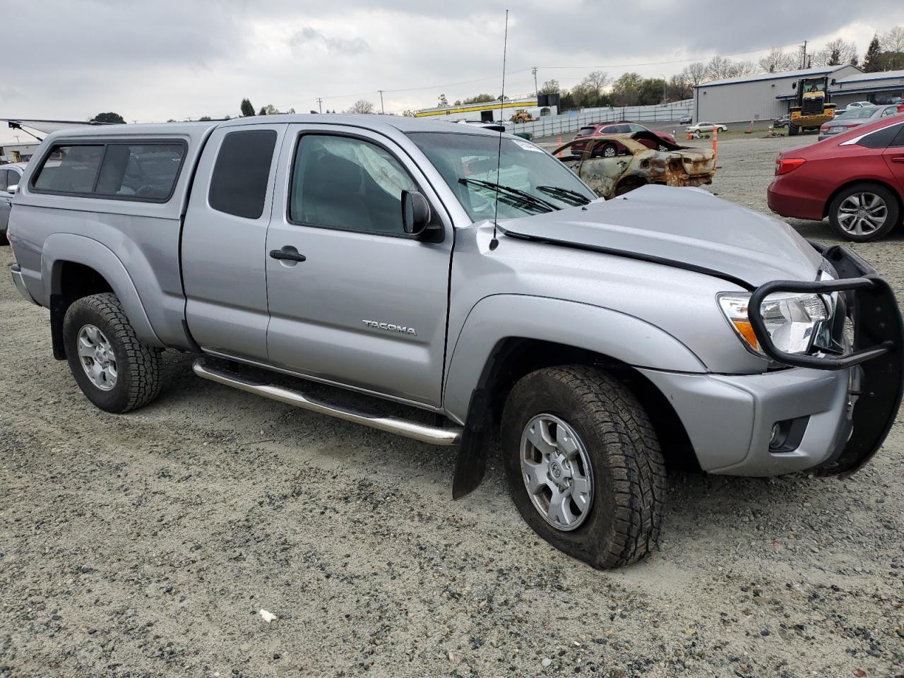 2015 Toyota Tacoma - Image 4