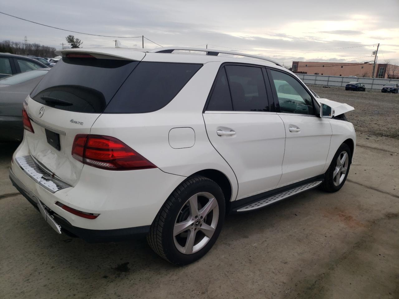 2018 Mercedes-Benz GLE - Image 3