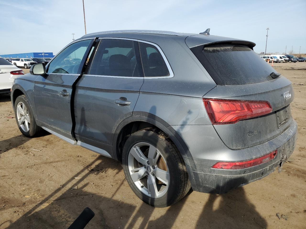 2018 Audi Q5 - Image 2