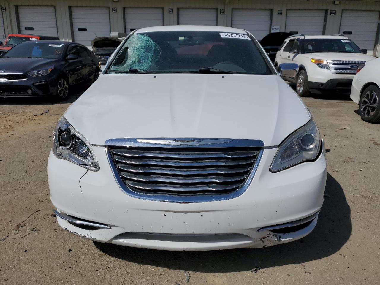 2013 Chrysler 200 - Image 5
